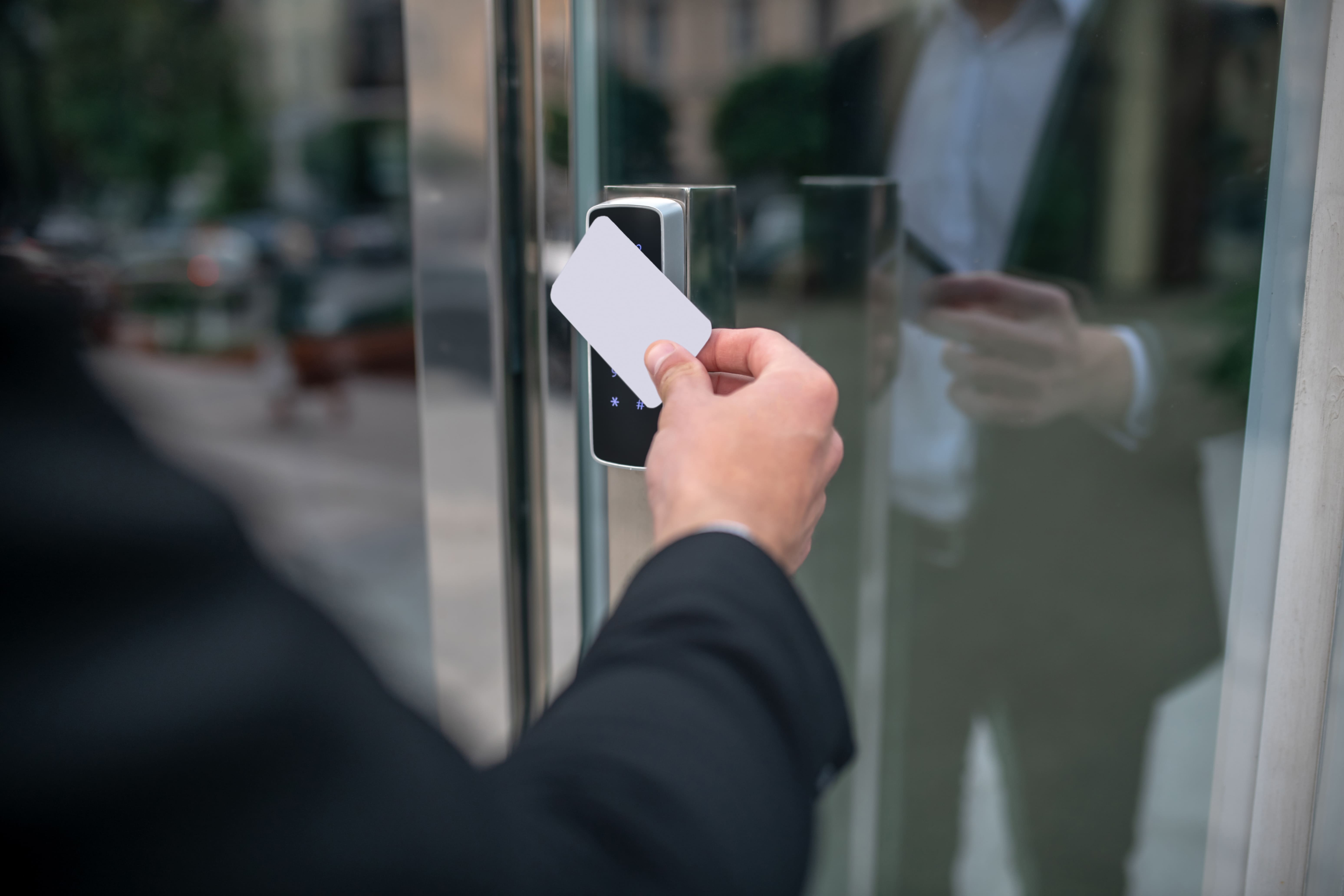 Control de Accesos: 5 Beneficios de Seguridad que tu Empresa Necesita
